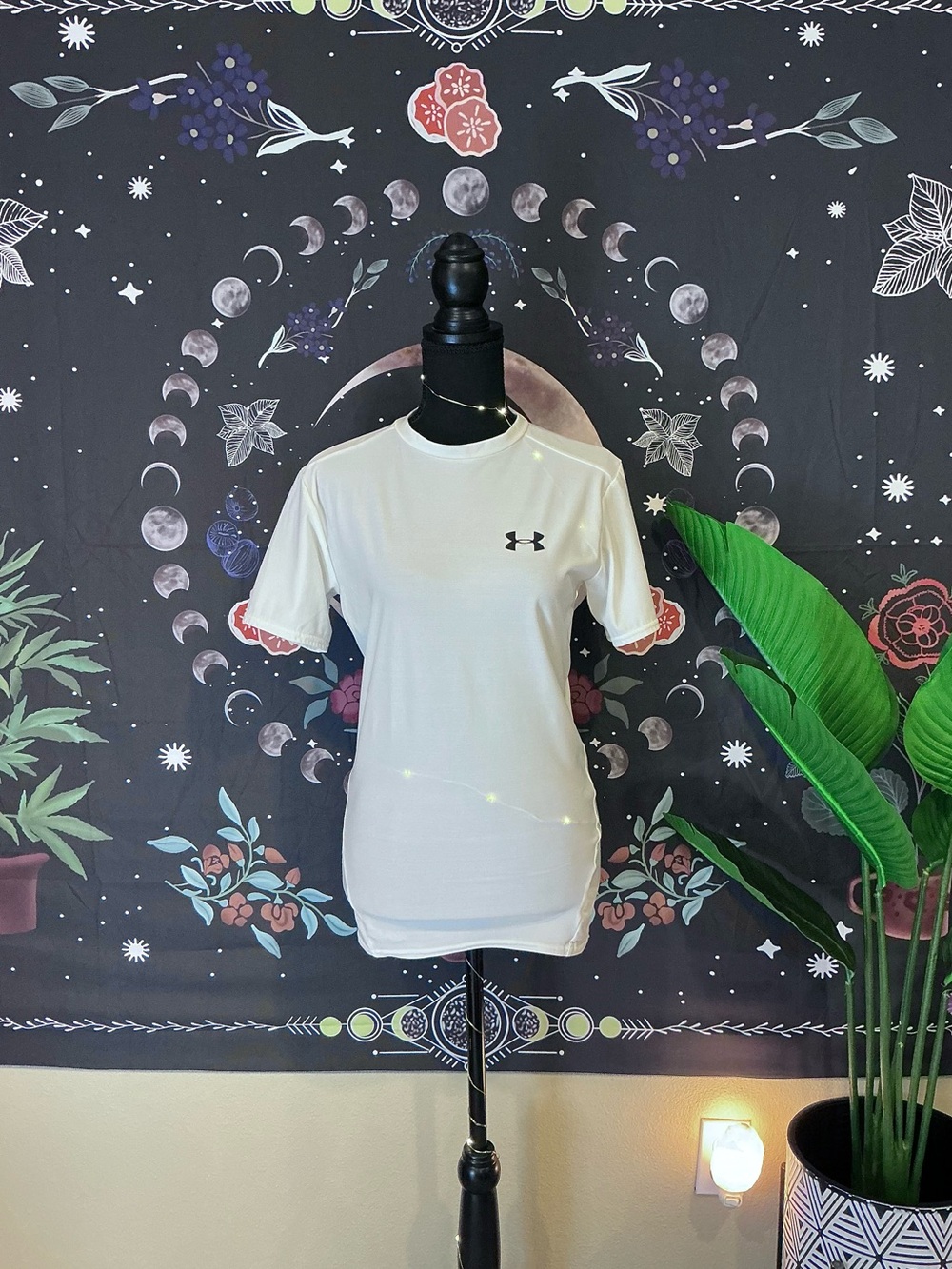 Under Armour Tee 🤍